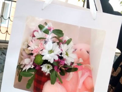 Подарочный набор с игрушкой