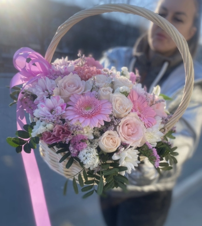 Нежная скромность