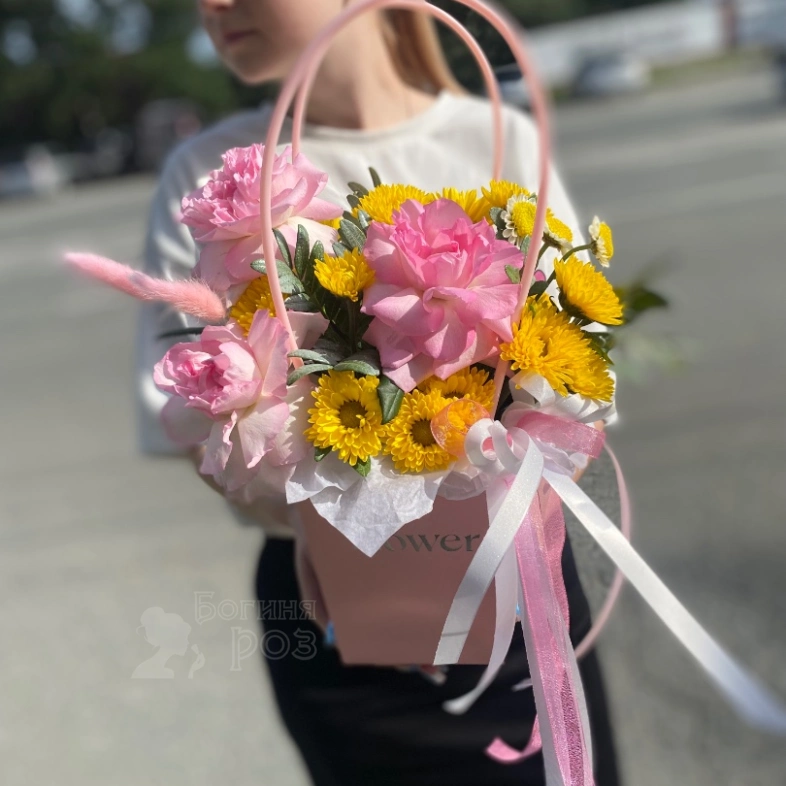 Цветы в сумочке &laquo;Для настроения&raquo;
