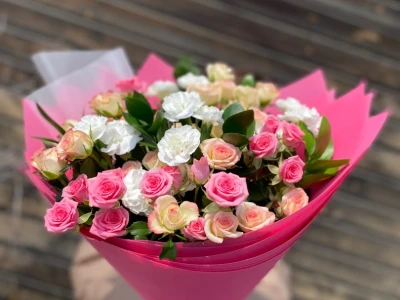 Ассорти из кустовых роз