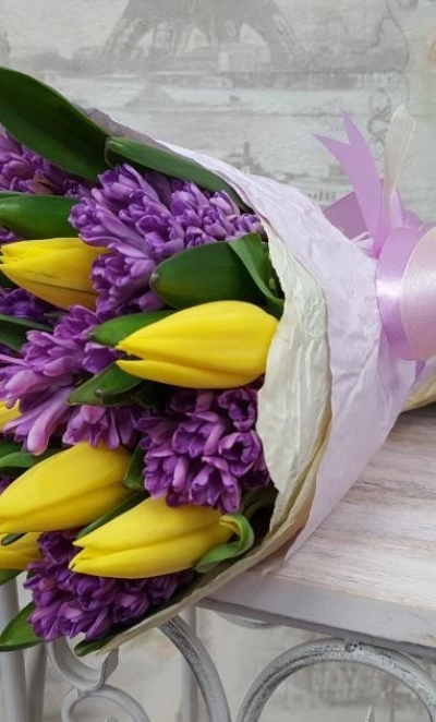 Тюльпаны с гиацинтами