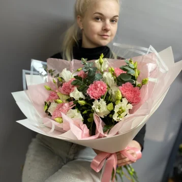 Эустома с диантусами