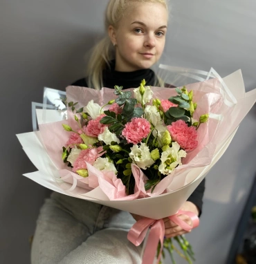 Эустома с диантусами