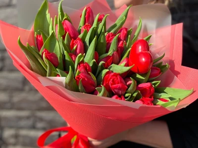 Букет из Тюльпанов 35 шт 