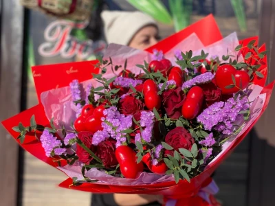 Букет с розами «Море любви»