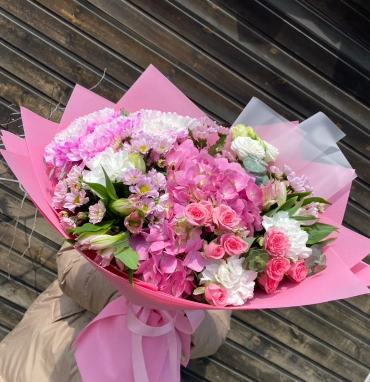 С гортензией