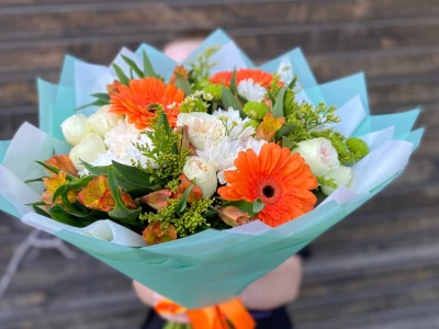 Букет с Яркими с герберами
