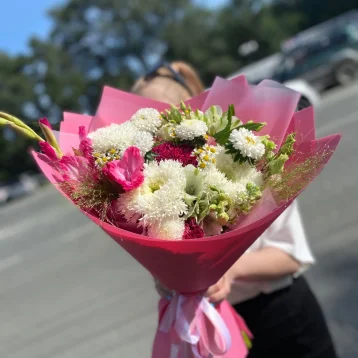 Любовь яркая