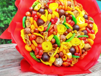 Букет с гвоздиками «Солнечный закат»