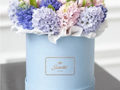 Гиацинты в коробке