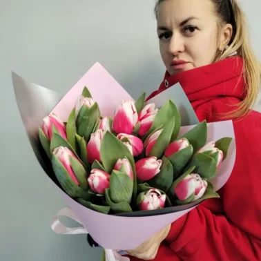 Букет из Тюльпанов 19 Шт Розовые