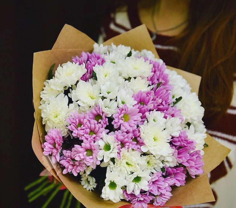 Букет из хризантем &laquo;Поцелуй&raquo;