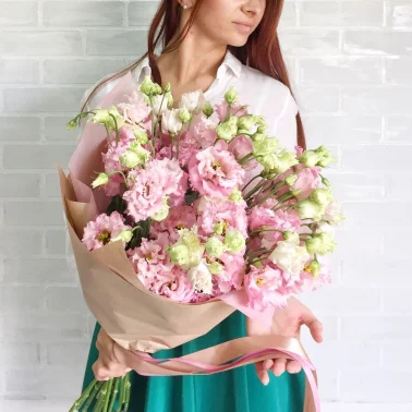 Букет из лизиантусов Алиса пинк