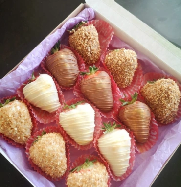 Клубника в шоколаде 12 Шт