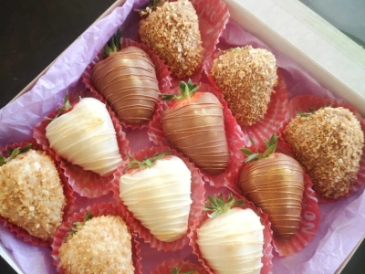 Клубника в шоколаде 12 Шт