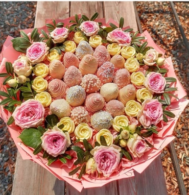 Букет с клубникой в шоколаде