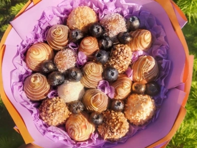 Букет клубничный